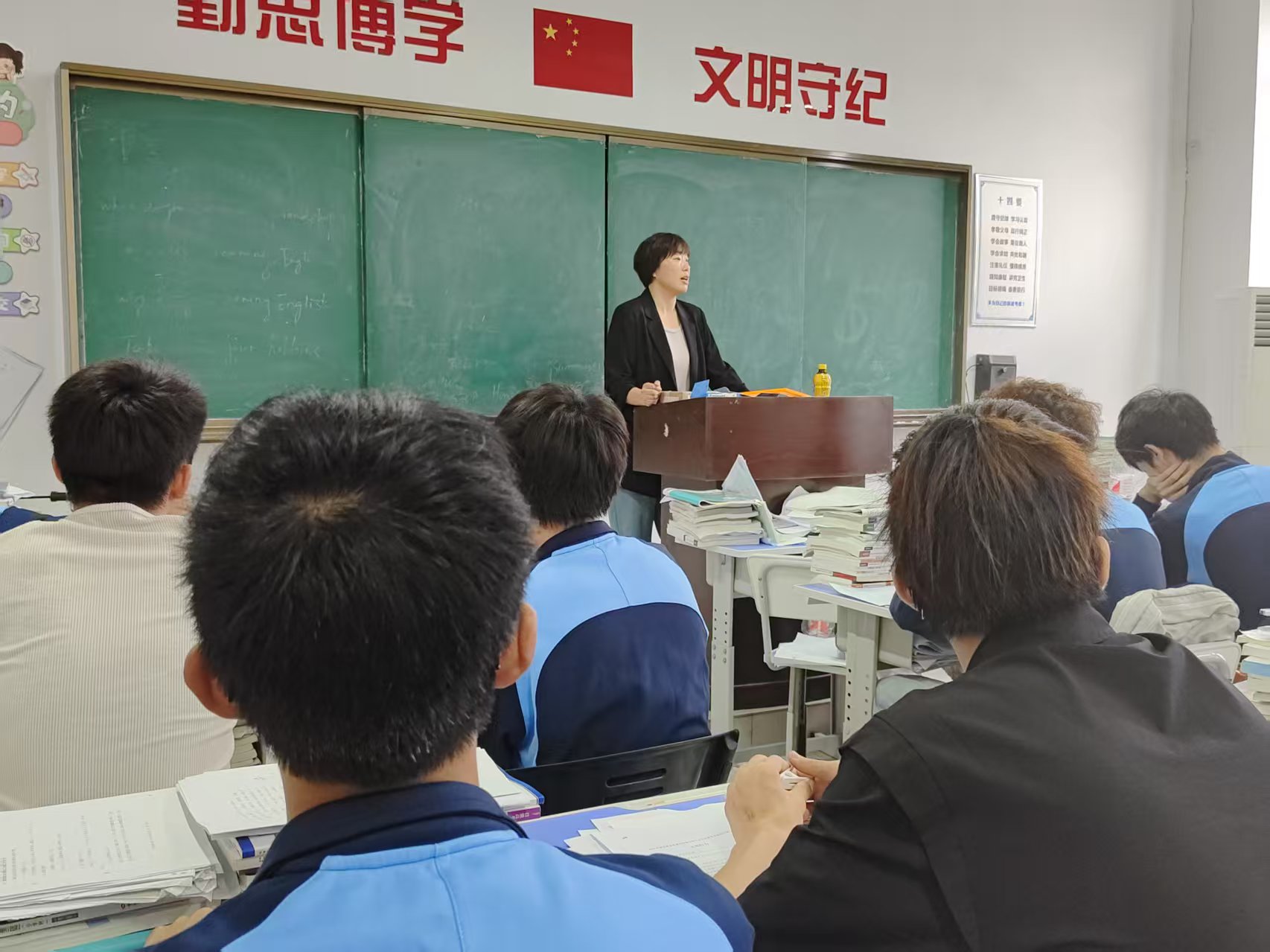 7a77cbd398d570e8f89ca6ba1c8c59b.jpg